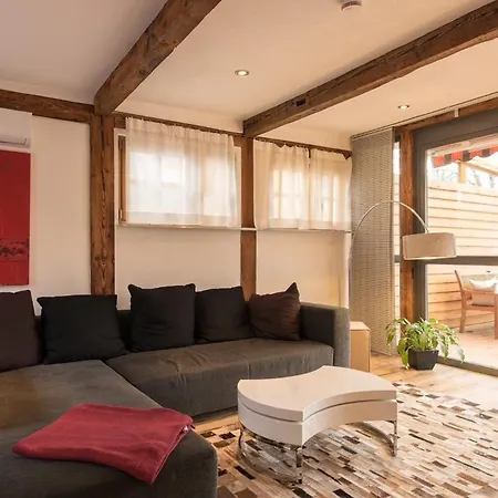 Uniklinik Apartmán *